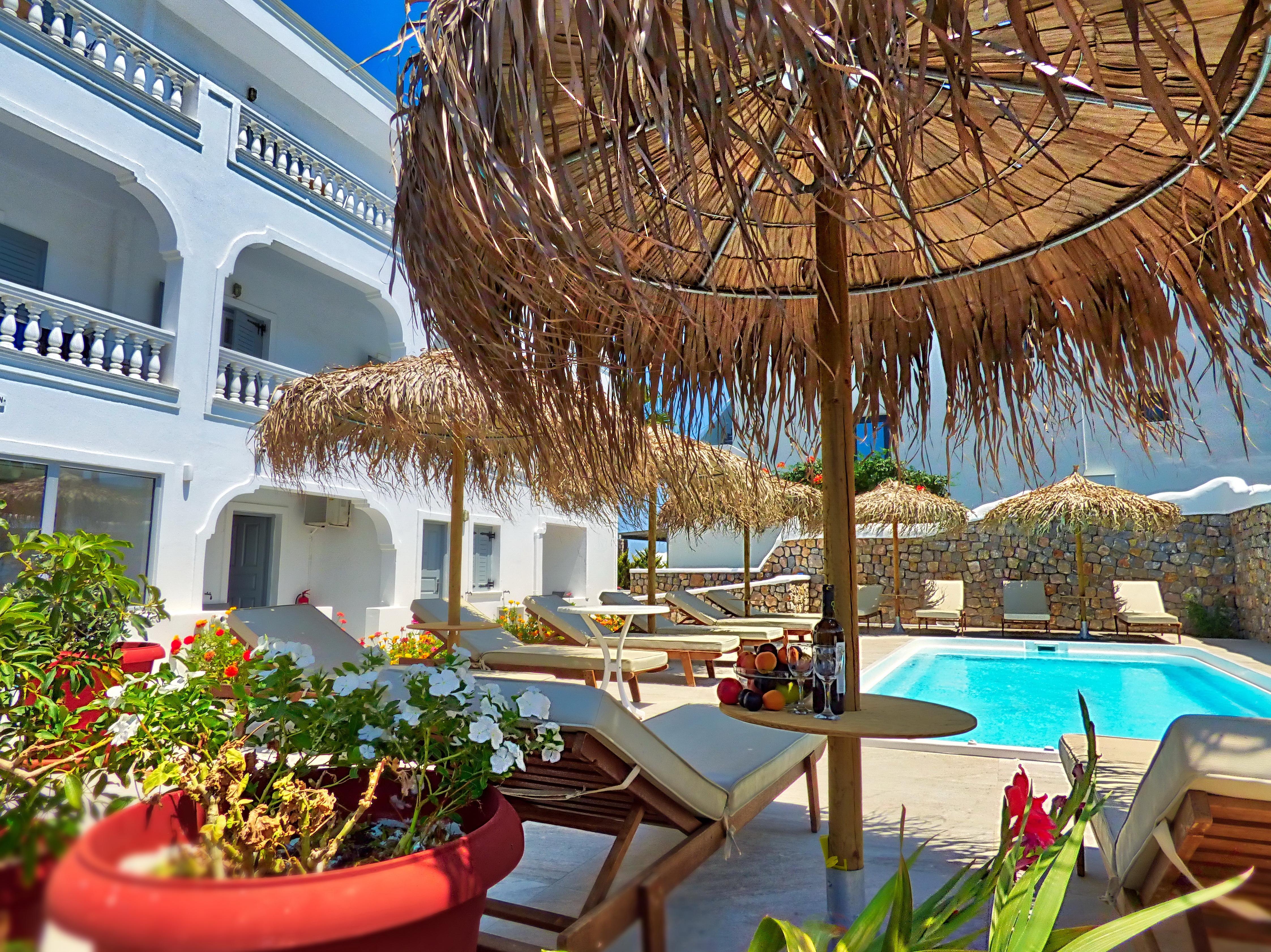 Avraki Hotel