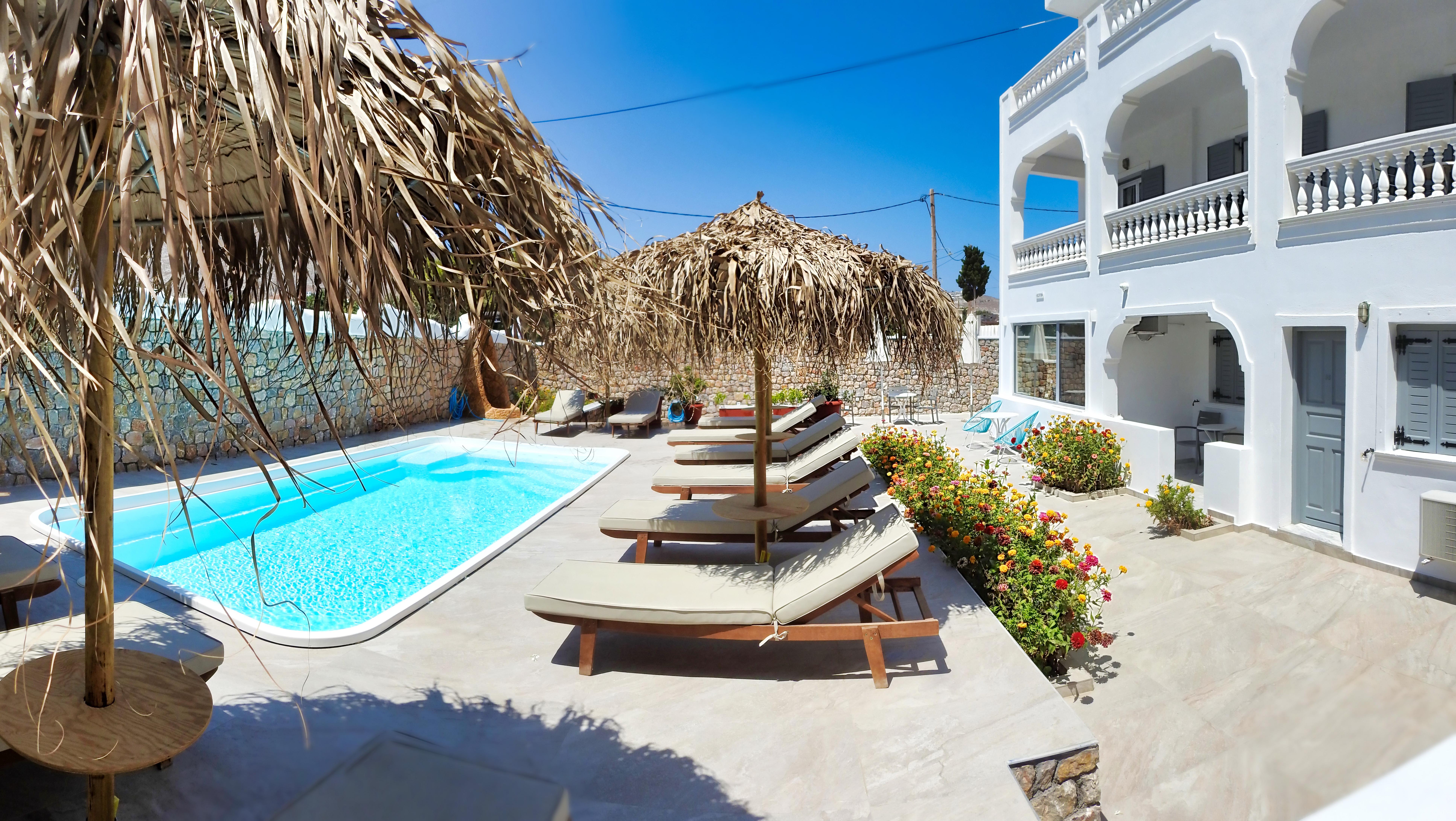 Avraki Hotel 3*
